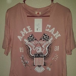 Boutique keyhole t-shirt body suit.